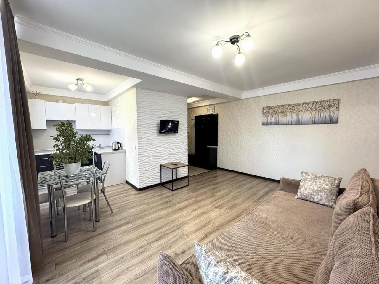 Artal Apartment On Obolonskyi Avenue 16A, 2 Bedroom เคียฟ ภายนอก รูปภาพ