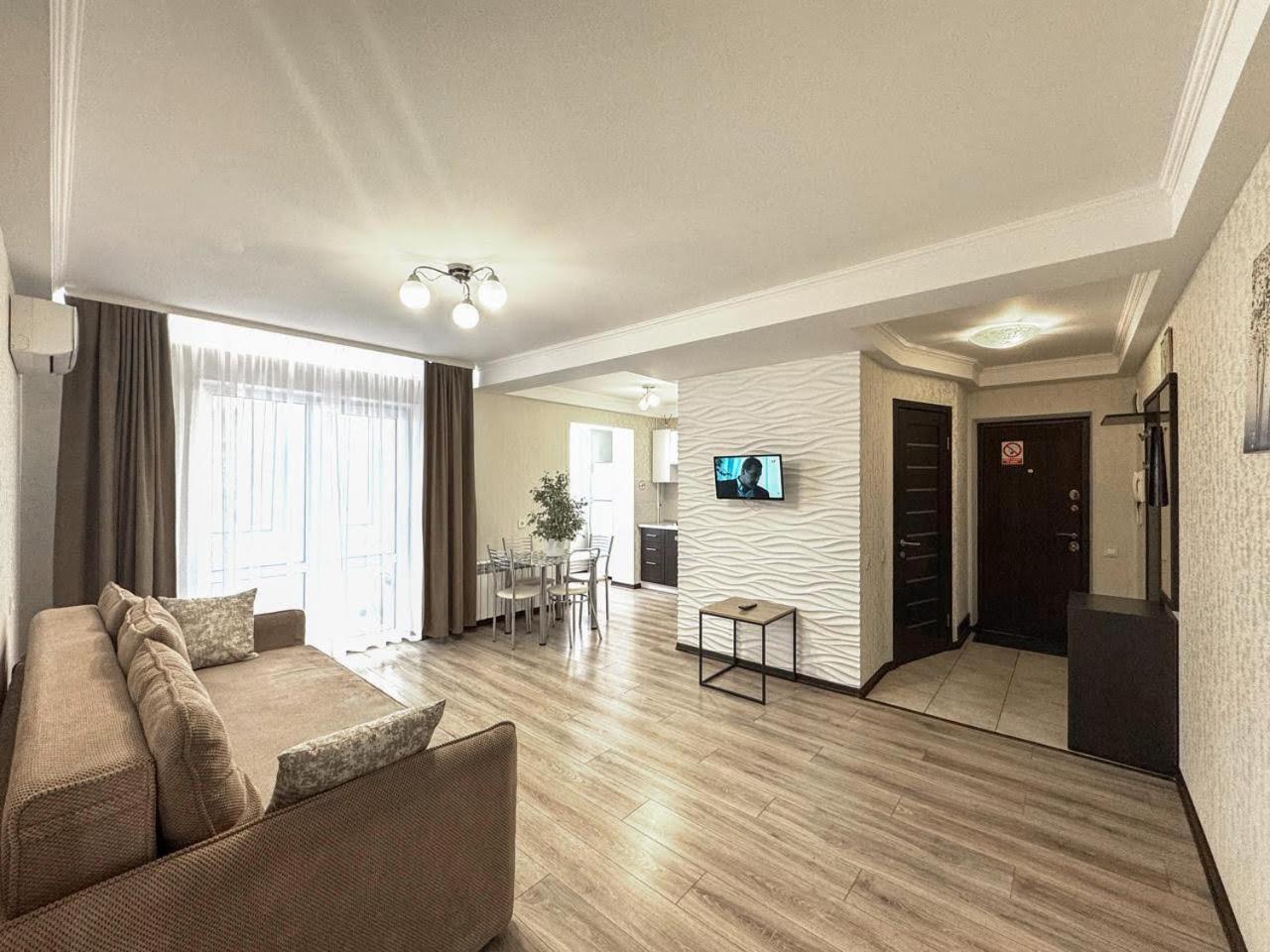 Artal Apartment On Obolonskyi Avenue 16A, 2 Bedroom เคียฟ ภายนอก รูปภาพ